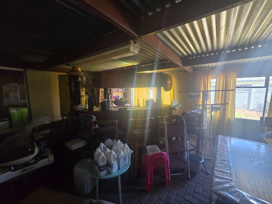 5 Bedroom Property for Sale in Fichardt Park Free State